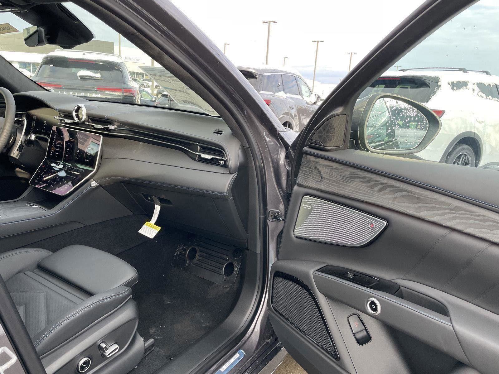 2026 Maserati Grecale MODENA AWD