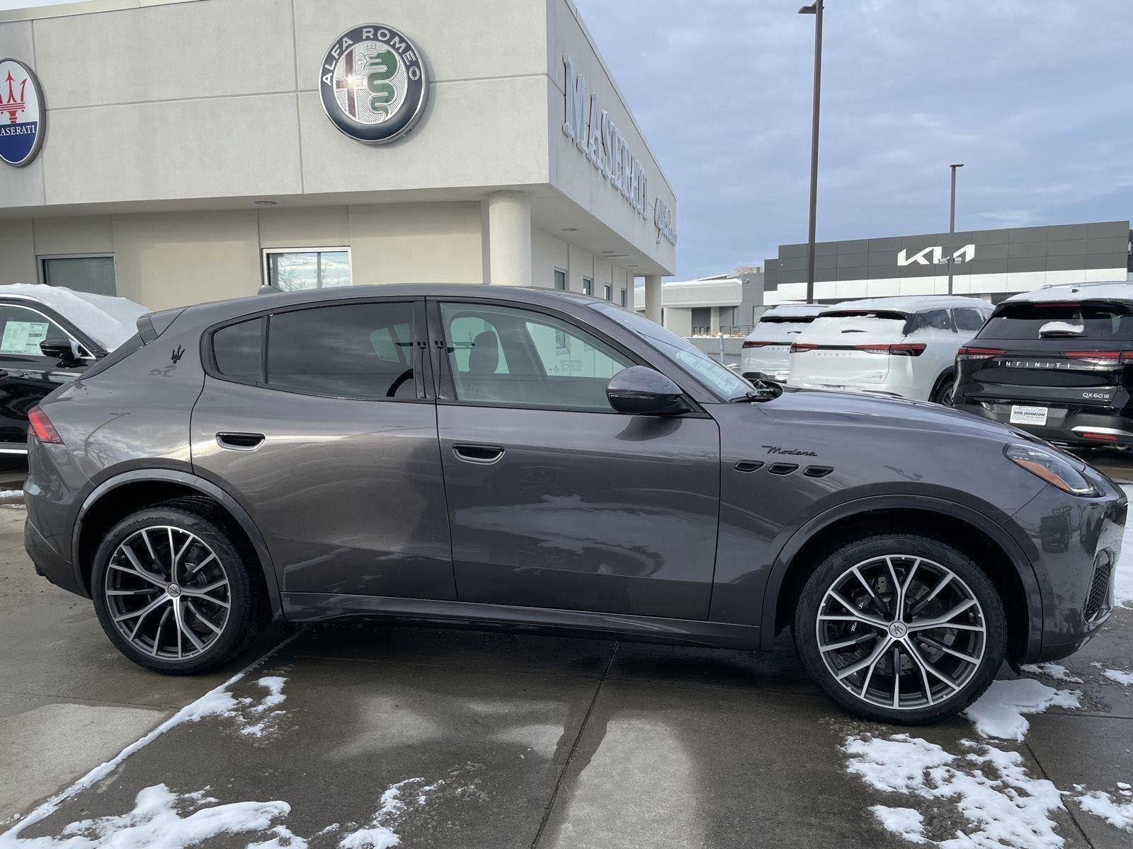 2026 Maserati Grecale MODENA AWD