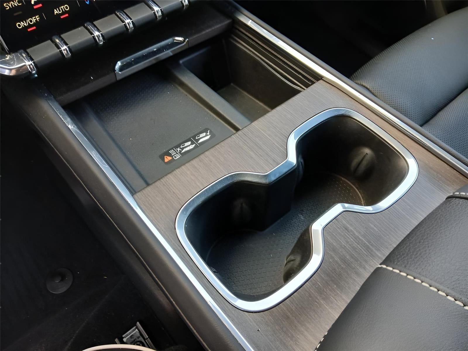 2025 GMC Acadia AWD Denali