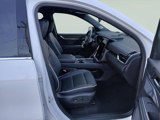 2025 GMC Acadia AWD Denali