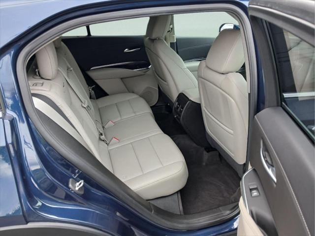 2022 Cadillac XT4 AWD Luxury