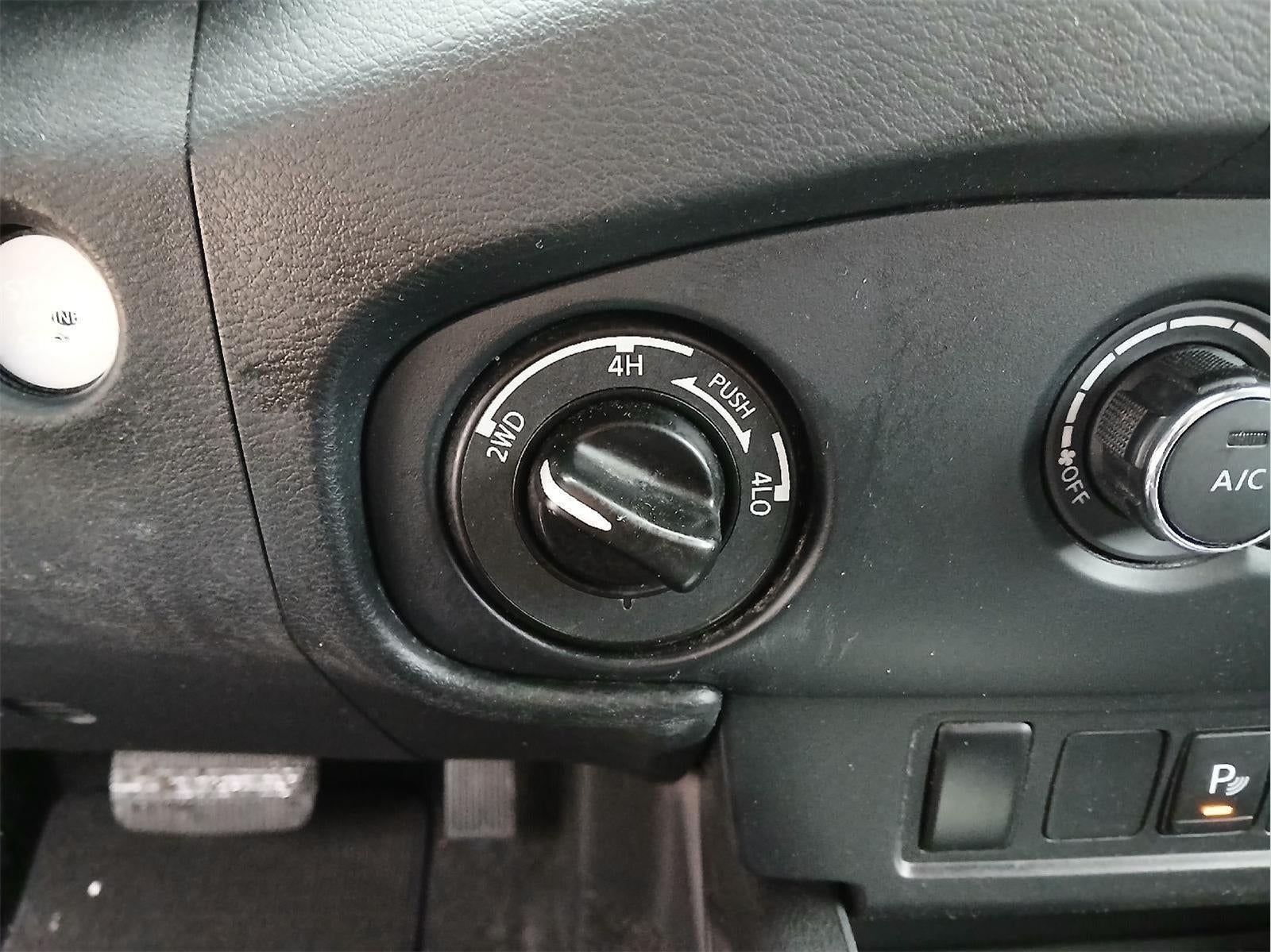 2022 Nissan Frontier S