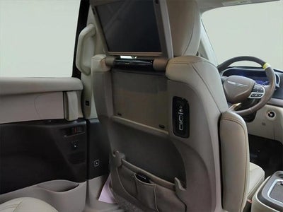 2020 Chrysler Pacifica Touring L Plus