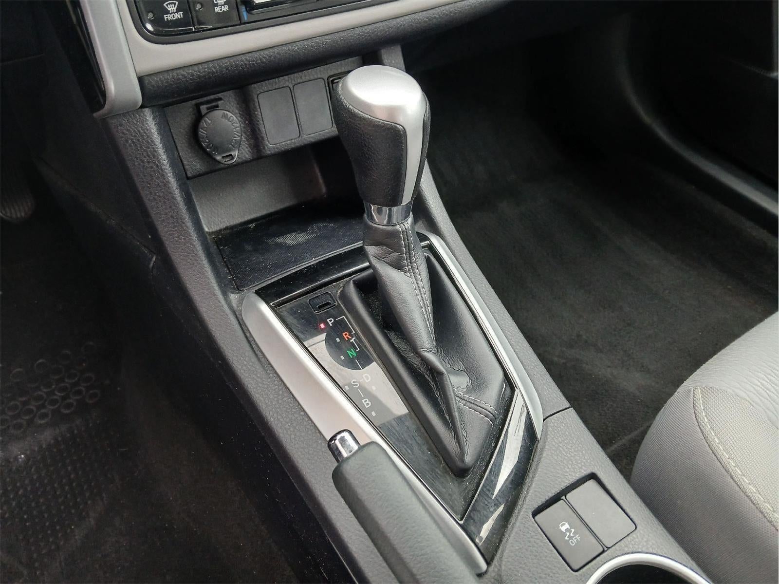 2018 Toyota COROLLA LE