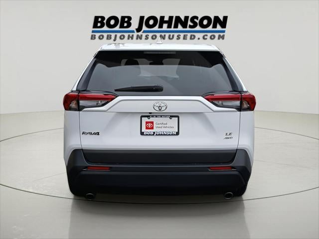 2024 Toyota RAV4 LE