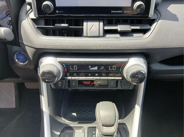 2019 Toyota RAV4 Hybrid XLE