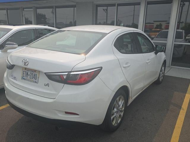2017 Toyota Yaris iA Base