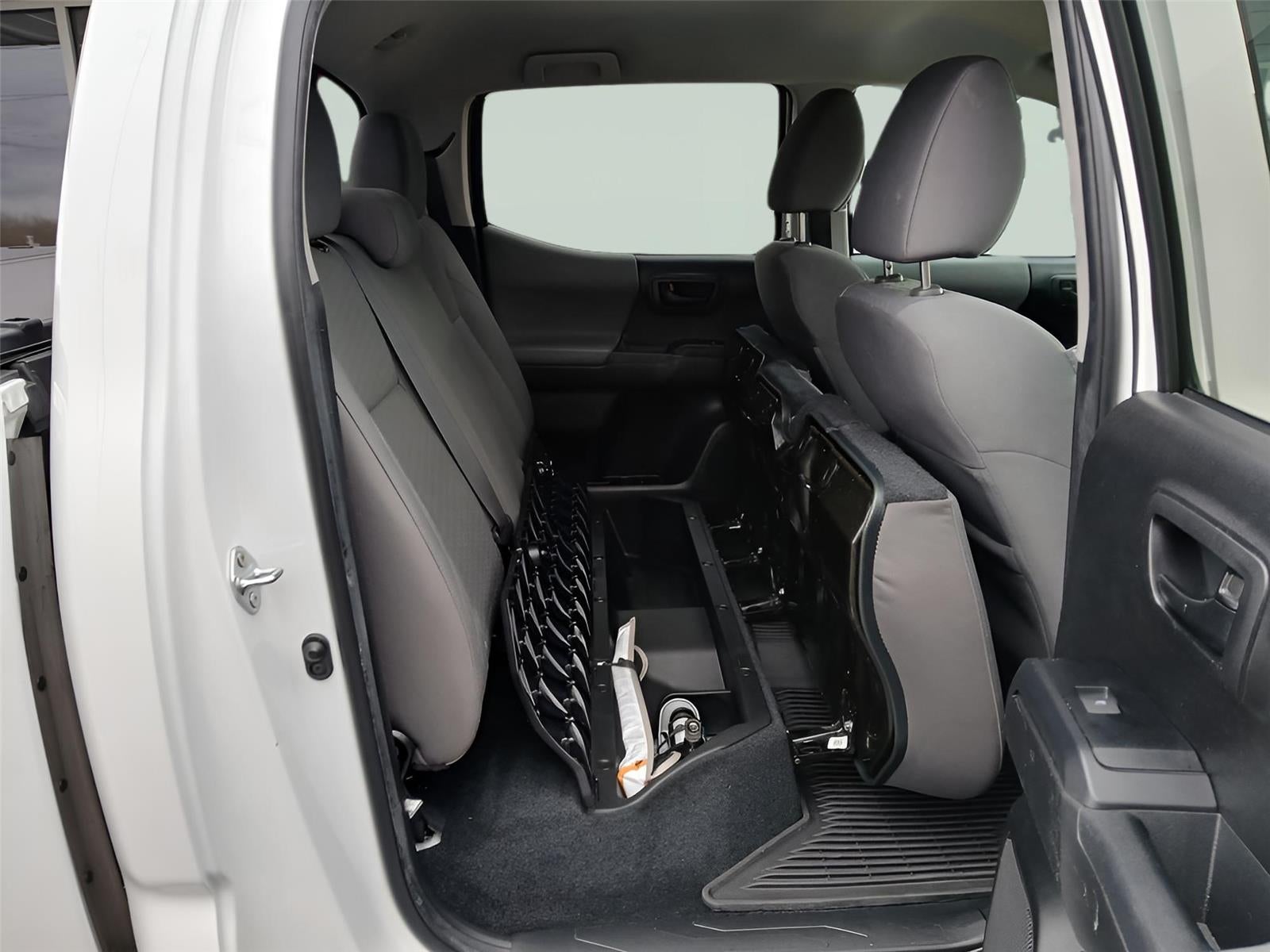 2023 Toyota TACOMA SR SR V6