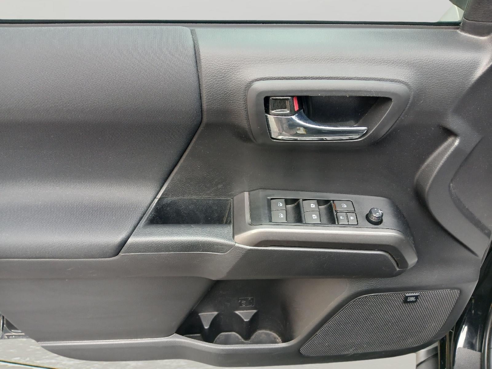 2023 Toyota Tacoma TRD Off-Road