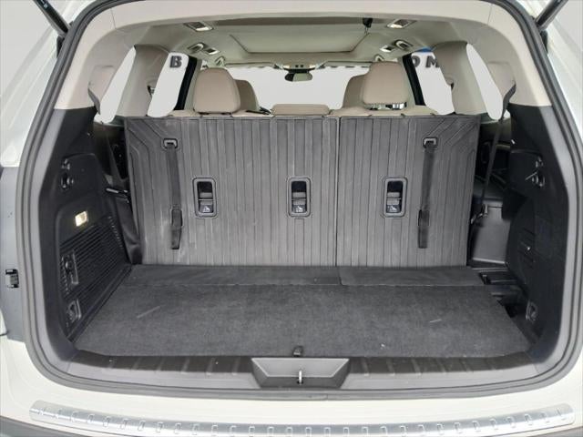 2025 Subaru Ascent LIMITED 8-PASSENGER