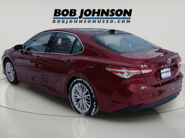 2019 Toyota CAMRY XLE