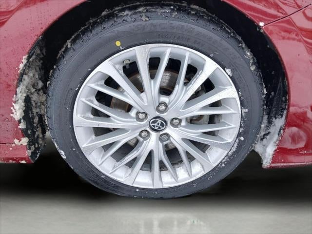 2019 Toyota CAMRY XLE