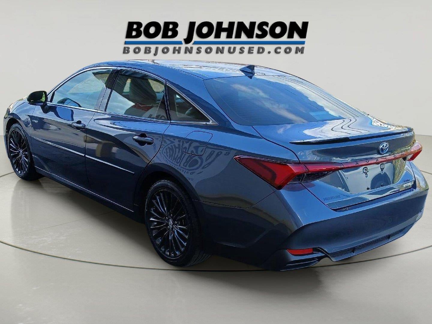 2019 Toyota Avalon Hybrid XSE