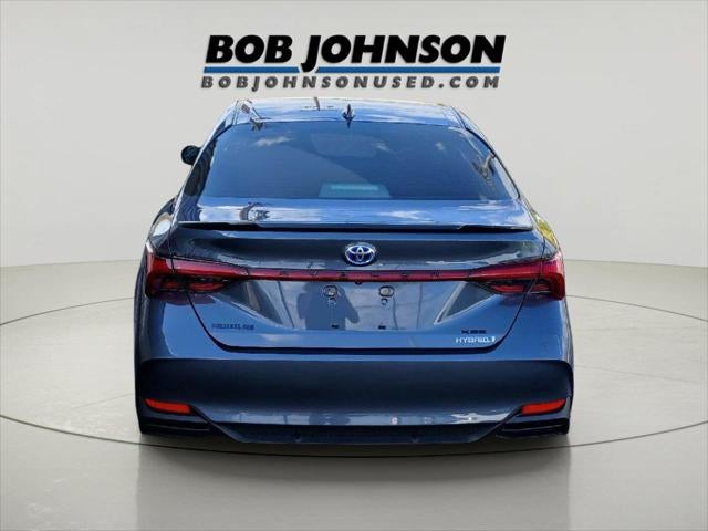 2019 Toyota Avalon Hybrid XSE
