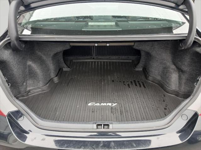 2017 Toyota CAMRY SE SEDAN