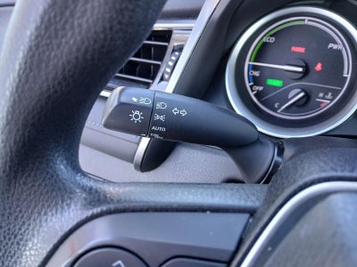 2022 Toyota CAMRY Hybrid LE