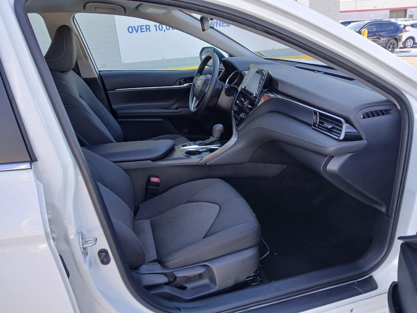 2022 Toyota CAMRY Hybrid LE