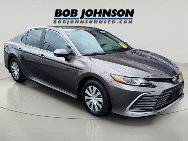 2022 Toyota CAMRY Hybrid LE