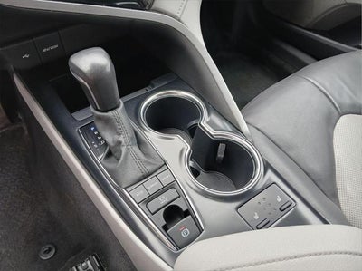 2020 Toyota CAMRY XLE