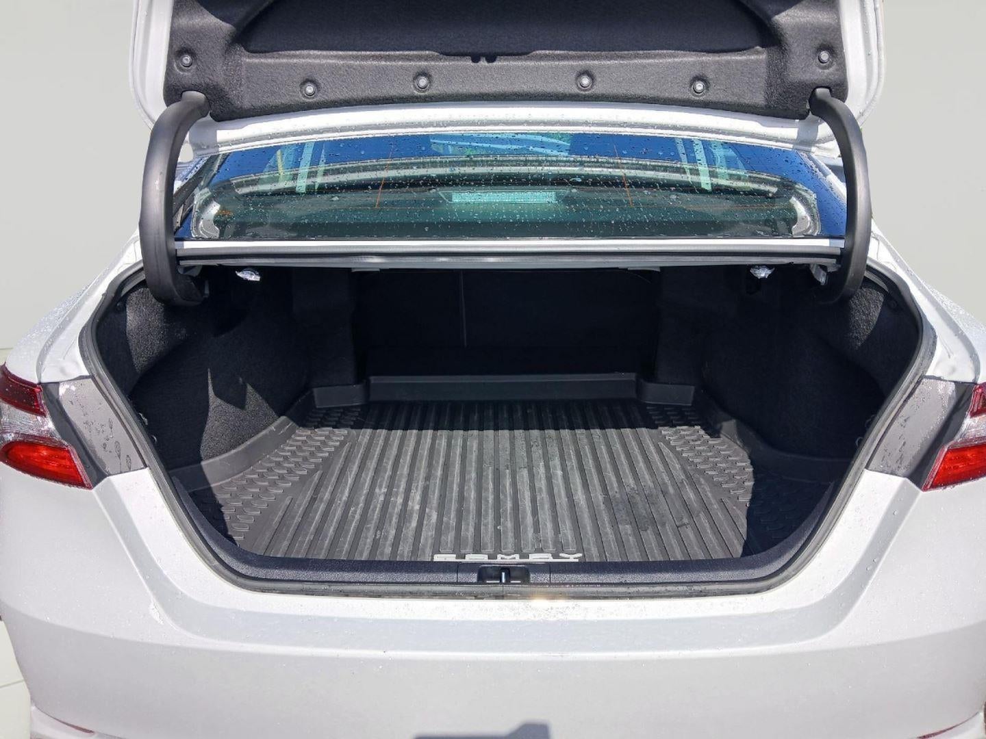 2024 Toyota Camry SE AUTO AWD