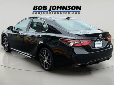 2023 Toyota CAMRY SE