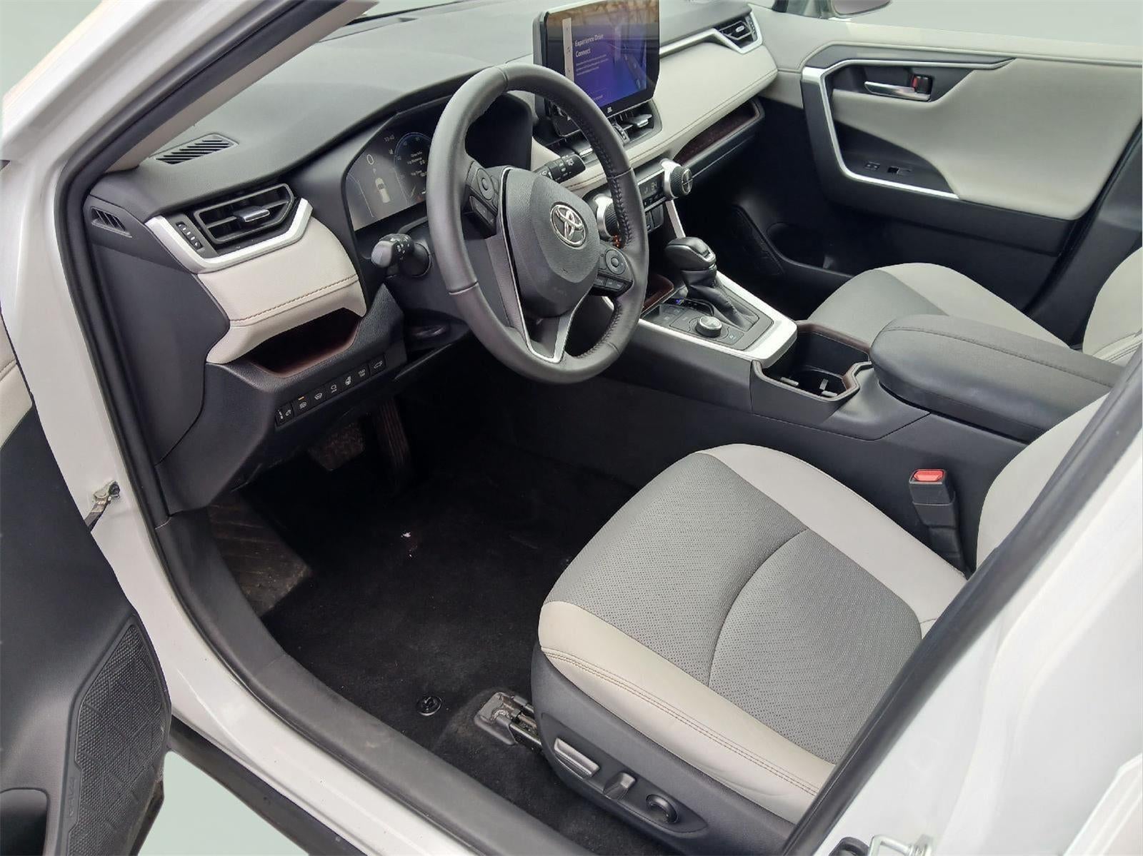 2023 Toyota RAV4 HYBRID Limited