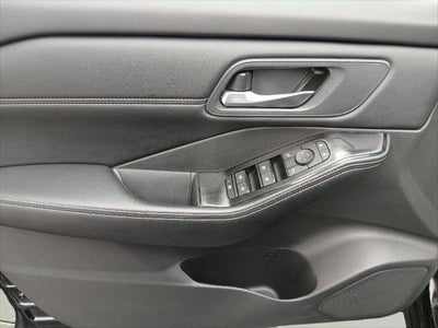 2024 Nissan Rogue AWD SV