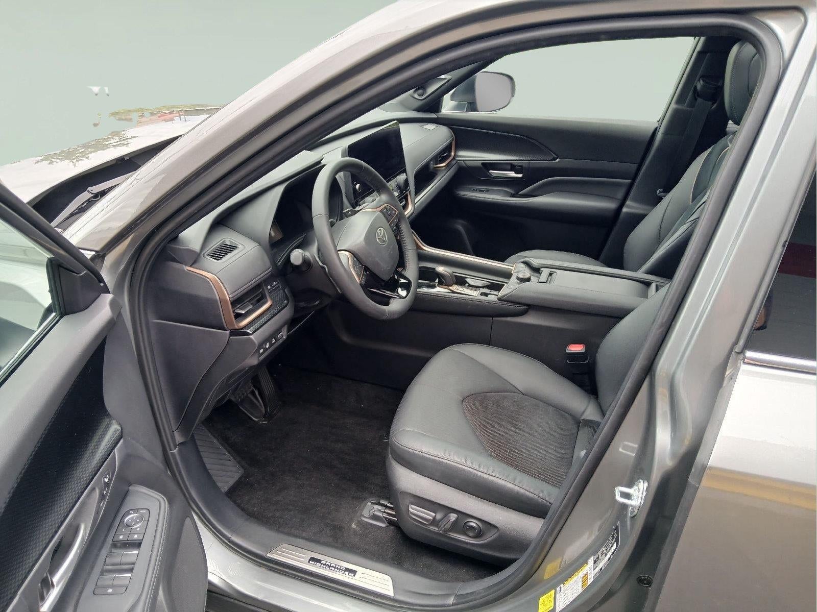 2025 Toyota Grand Highlander Hybrid MAX Platinum