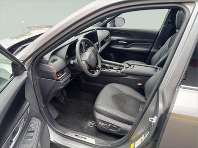 2025 Toyota Grand Highlander Hybrid MAX Platinum
