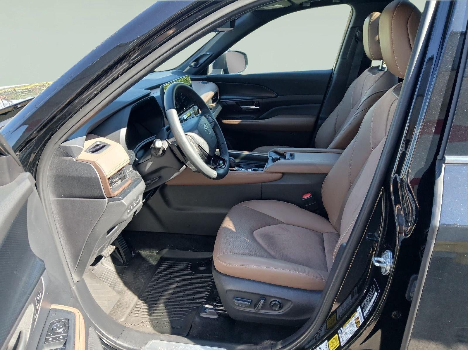 2025 Toyota Grand Highlander Hybrid MAX Platinum