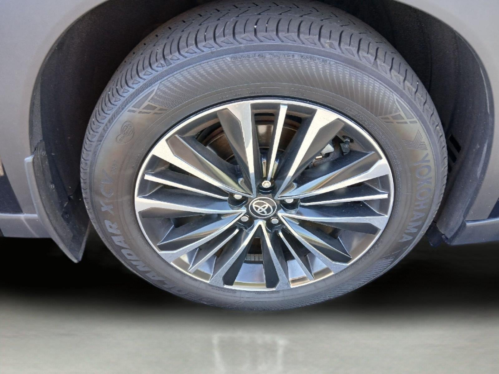 2025 Toyota Grand Highlander Hybrid MAX Platinum