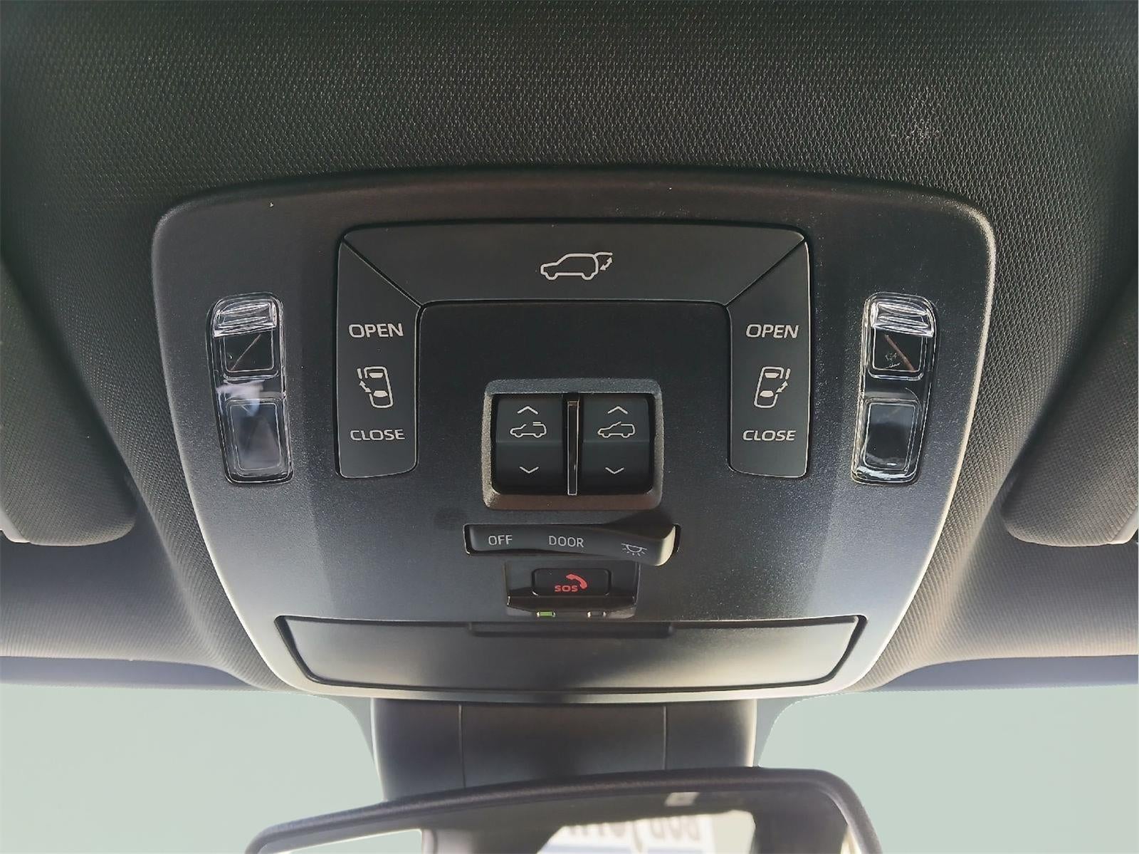 2025 Toyota SIENNA XLE AWD Woodland Edition