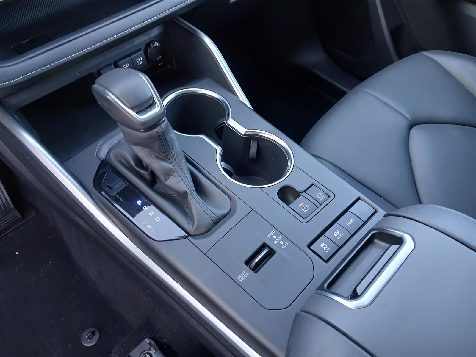 2020 Toyota HIGHLANDER HYBRD XLE