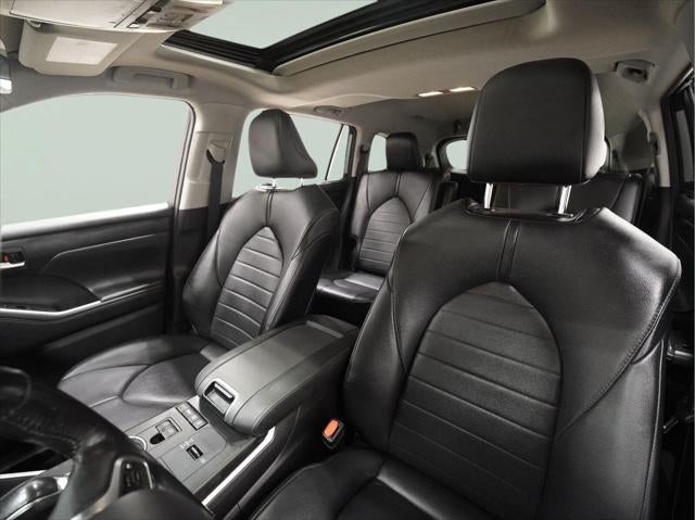 2021 Toyota Highlander Hybrid XLE