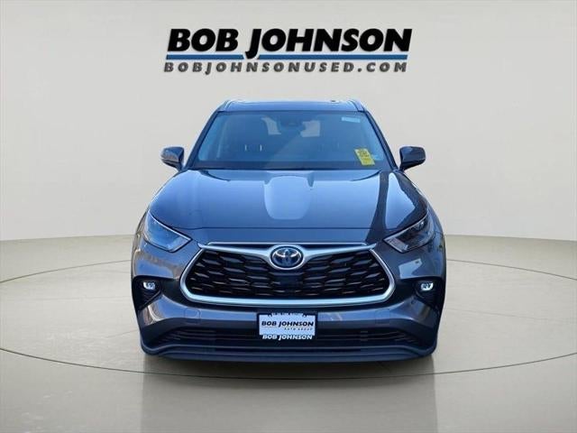 2022 Toyota HIGHLANDER HYBRD XLE