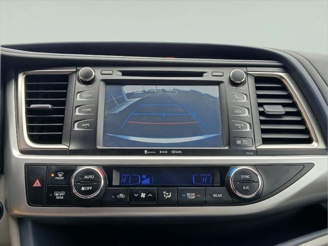 2016 Toyota HIGHLANDER XLE