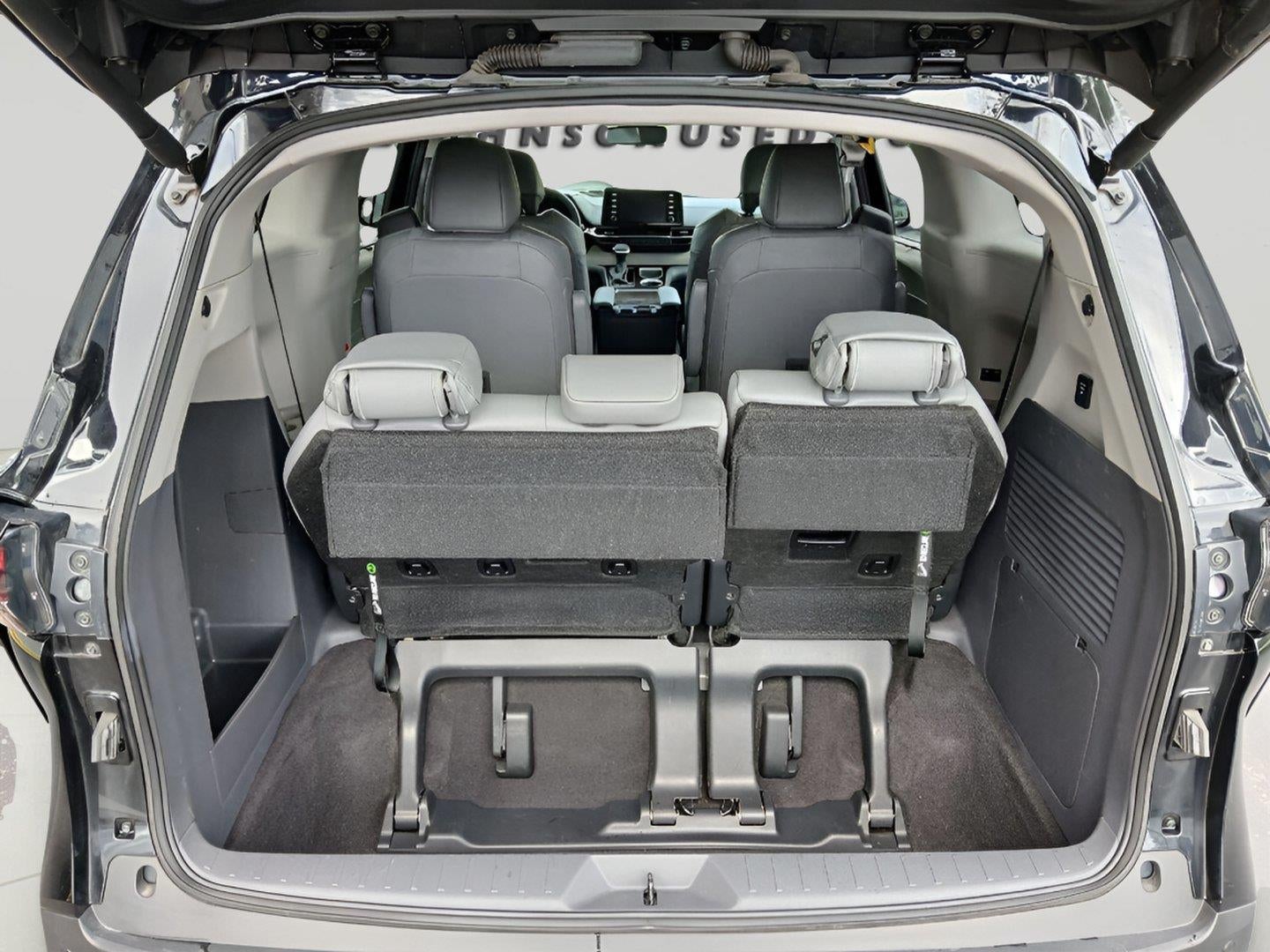 2023 Toyota Sienna XLE 7-Passenger