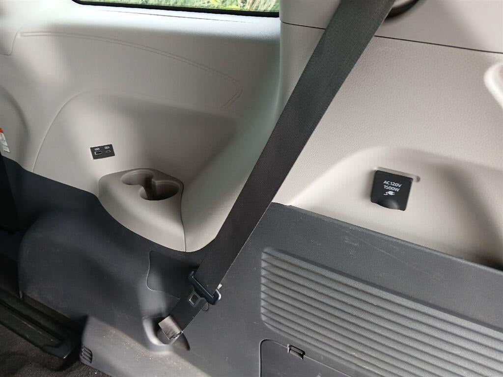 2023 Toyota Sienna XLE 7-Passenger