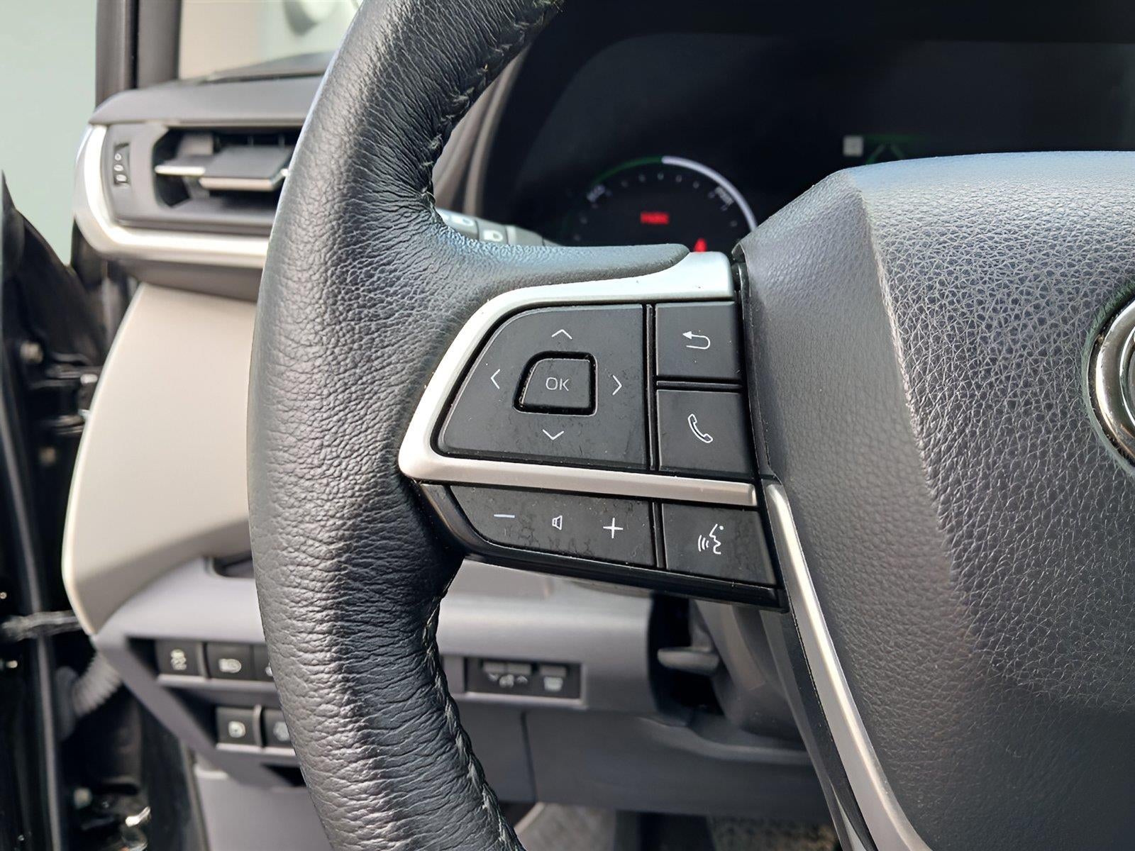 2023 Toyota Sienna XLE 7-Passenger