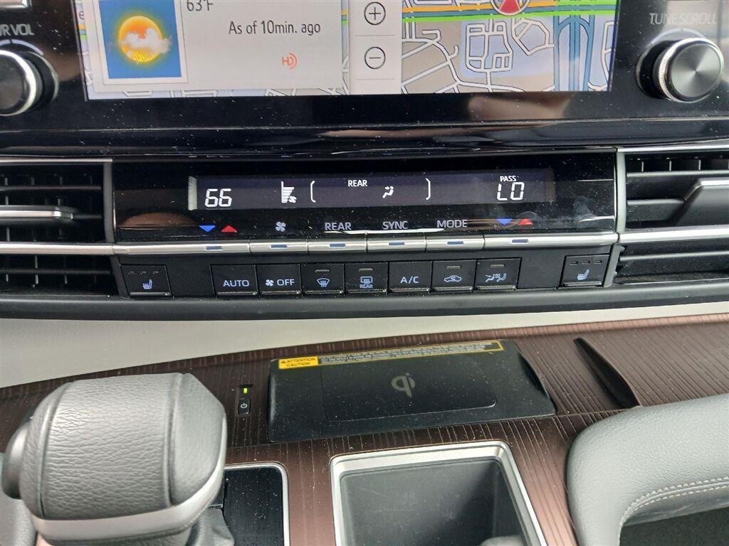 2023 Toyota Sienna XLE 7-Passenger