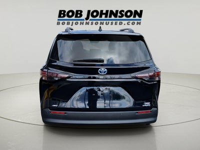 2023 Toyota Sienna XLE 7-Passenger