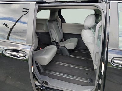 2023 Toyota Sienna XLE 7-Passenger
