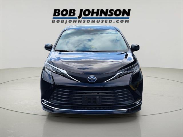 2023 Toyota Sienna XLE 7-Passenger