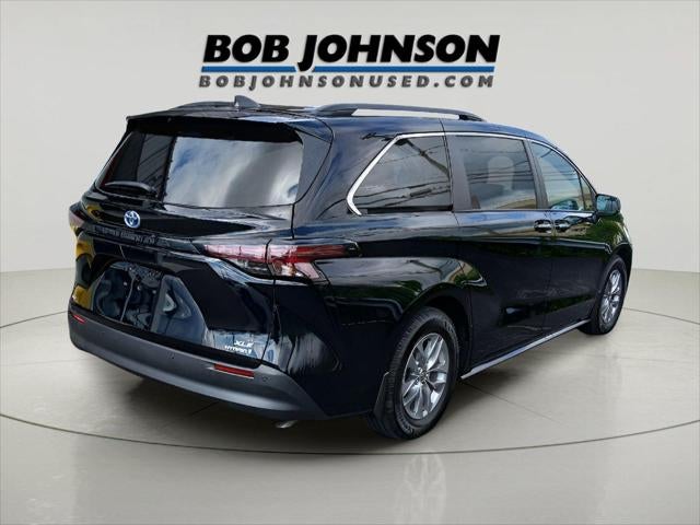 2023 Toyota Sienna XLE 7-Passenger