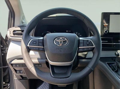 2025 Toyota Sienna XLE 7-Passenger