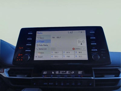 2024 Toyota Sienna XLE 7-Passenger