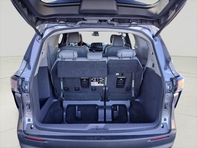 2024 Toyota Sienna XLE 7-Passenger