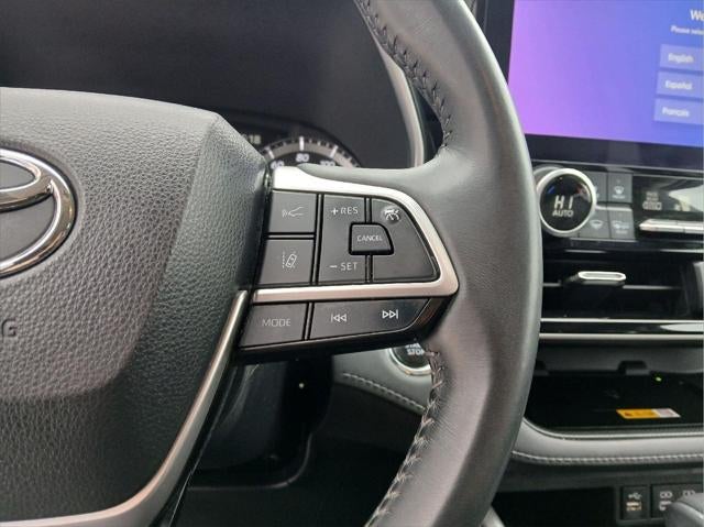 2023 Toyota HIGHLANDER XLE AWD