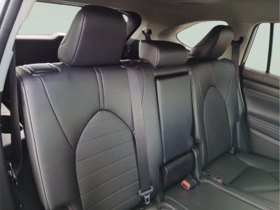 2025 Toyota Highlander XLE