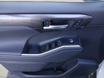 2026 Toyota Highlander Limited